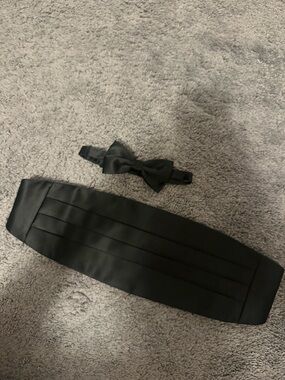 S.H. Churchill & Co. Bow Tie and Cummerbund